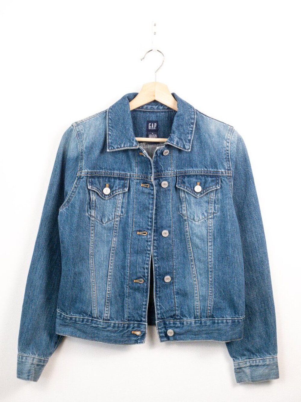 Gap Medium Wash Blue Jean Jacket Size Medium M